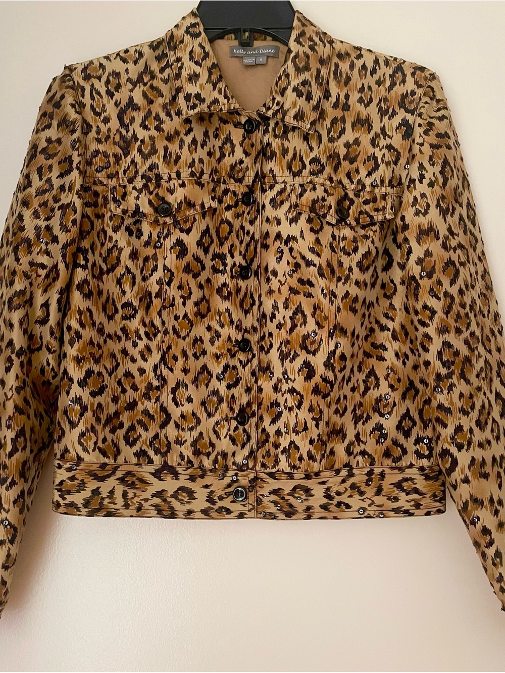 KELLY & DIANE
Leopard Print 
Lightweight , Stretchy 
Cropped 
Women jacket